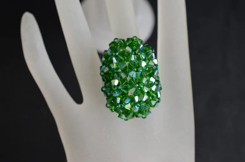 Crystal ring, elongated, fern green