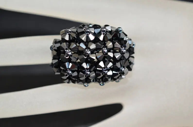 Crystal ring, elongated, 2x hematite, black