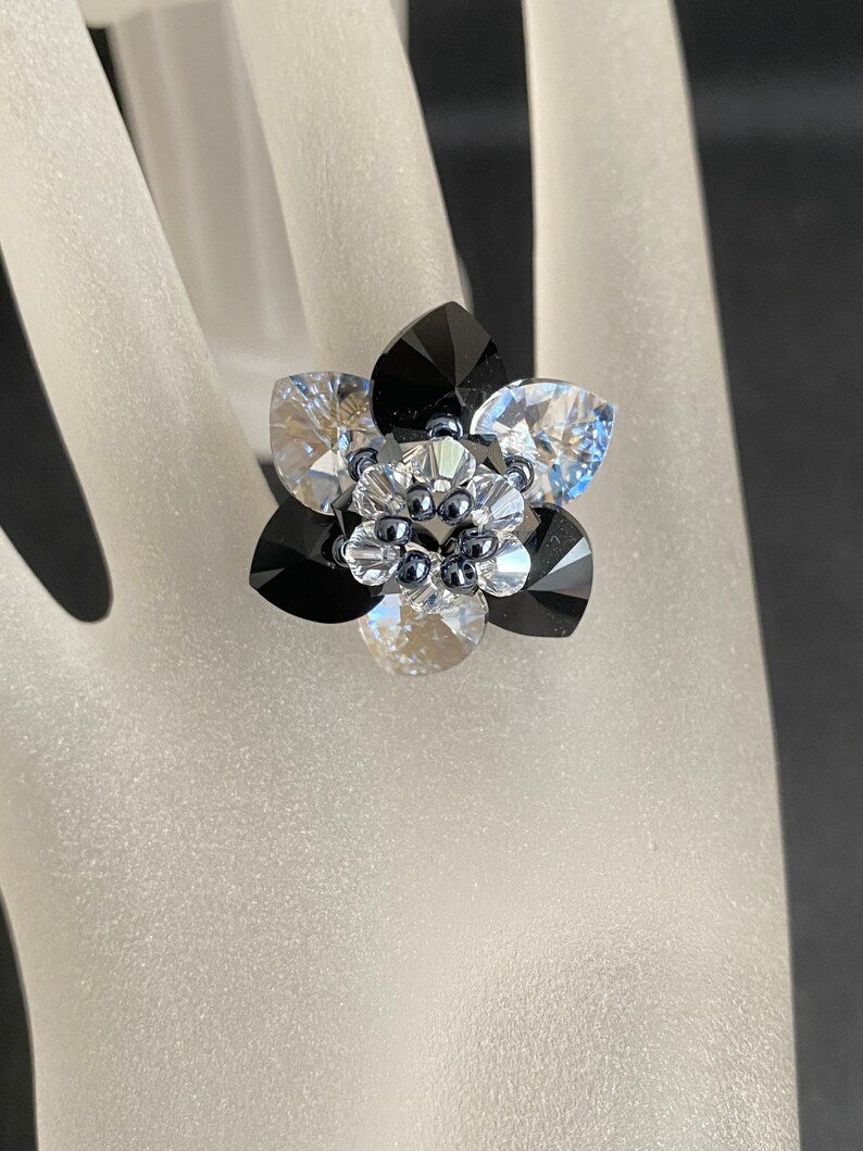 Crystal ring, flower, crystal moonlight, jet