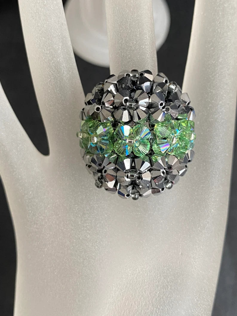 Bague en cristal de Swarovski®, crystal light chrome 2x, péridot ab