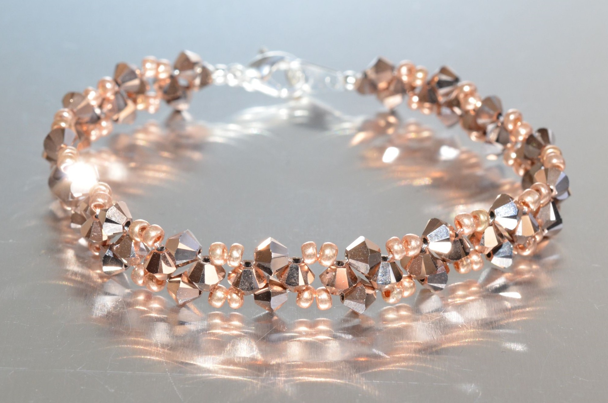 https://babcrea-bijoux-cristal-autrichien.com/1182/bracelet-en-cristal-cristal-rose-gold-2x.jpg