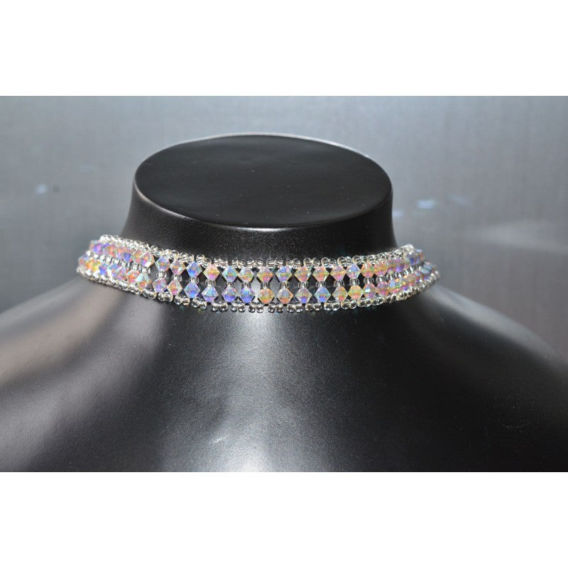 Crystal choker, crystal ab2x