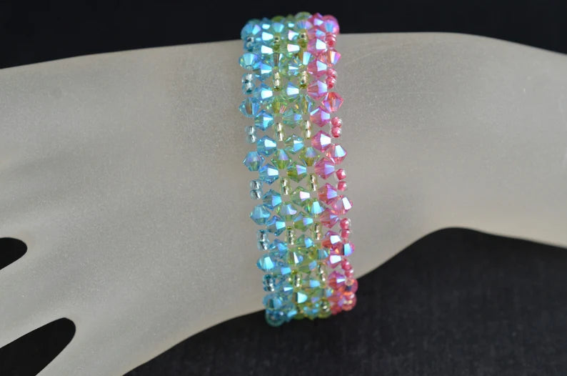 Bracelet cristal, manchette, arc-en-ciel, "Tri-fantastique"