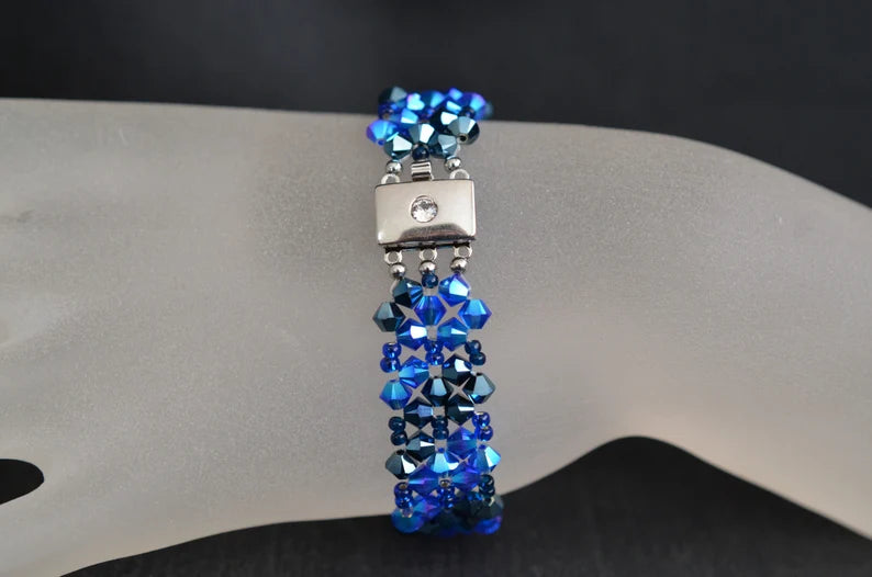 Bracelet cristal, manchette, majestic blue ab2x, metallic blue